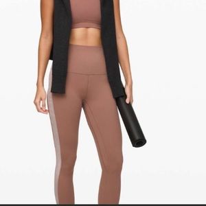 Lululemon velvet align high rise tight 28” size 4